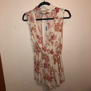 Cream/beige/coral floral romper